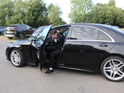 YR11 Prom 2025 - Arrivals